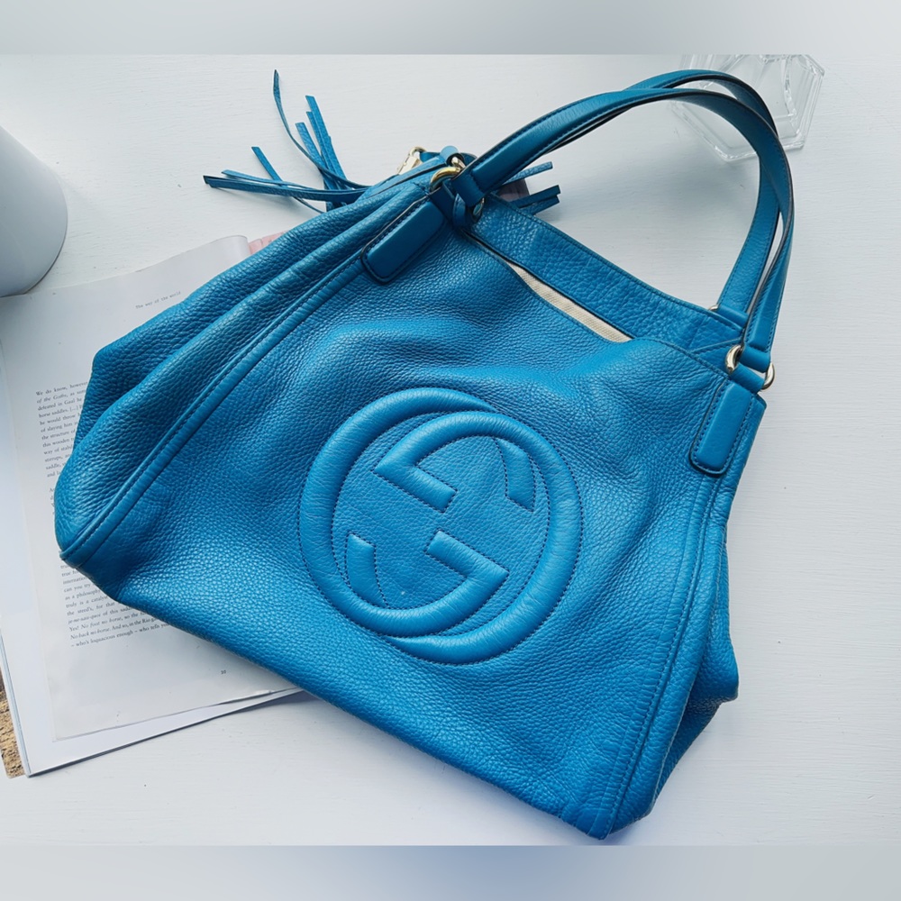 Gucci Turquoise Pebbled Leather Medium Soho Hobo
